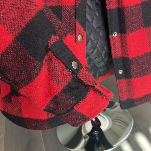 CoffeeShop Red Flannel Plaid Quilted Cropped Wool Blend Jacket Size L - Picture 11 of 17